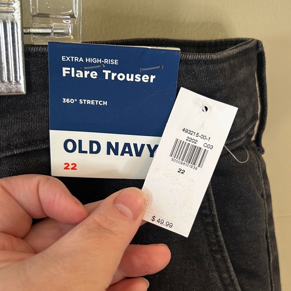 Old Navy Black Flare Trouser Jeans Extra High-Rise - Picture 3 of 4